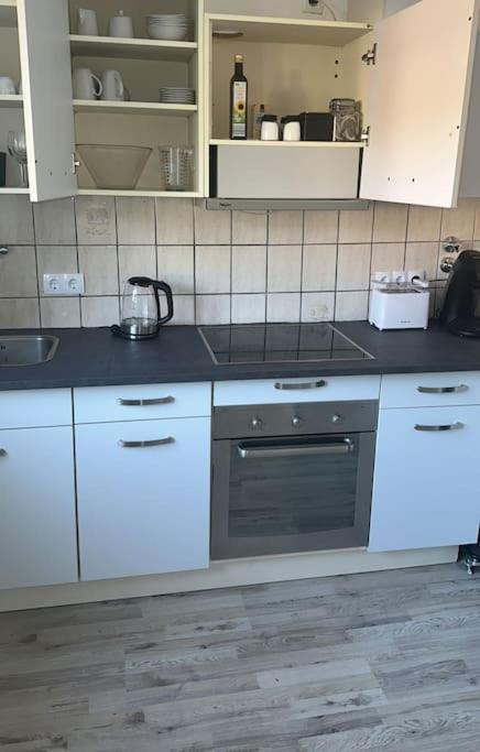Theox Apartment No 8 - 90Qm Mit 2 Schlafzimmern Und 5 Betten Дуйсбург Экстерьер фото